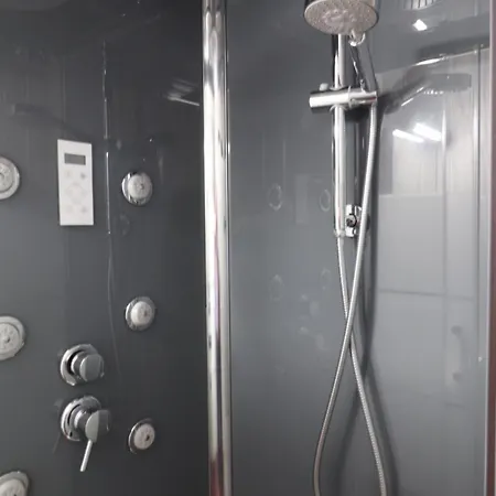 Confortable Pour 5 Personnes A - Fr-1-846-13 *